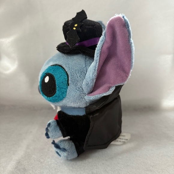 STITCH Dracula Holder Halloween Disney Japan Red Bow Tie Blue Black - Picture 3 of 13